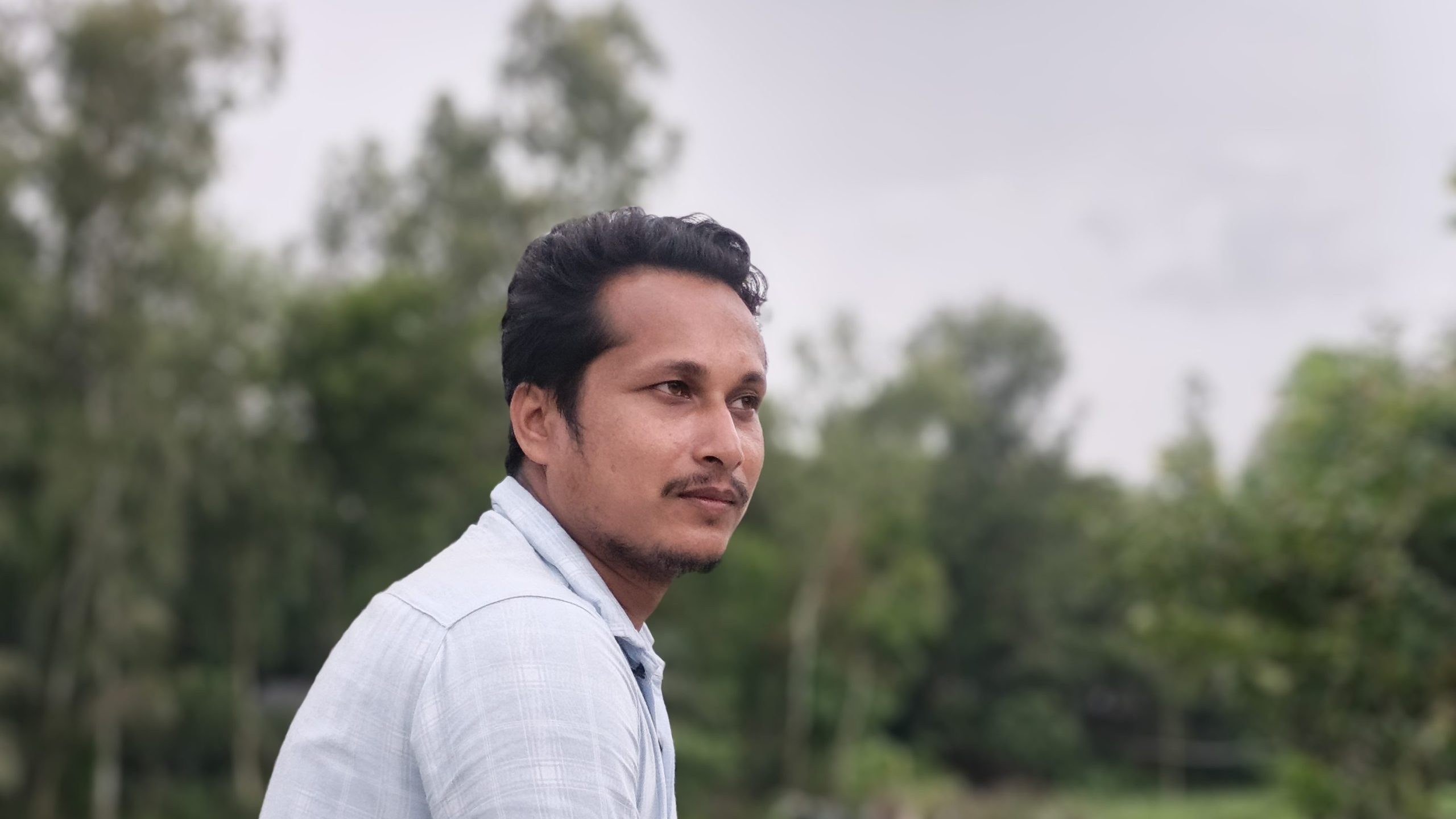 Sajjad - SGraphicBD এর প্রতিষ্ঠাতা এবং গ্রাফিক ডিজাইনার